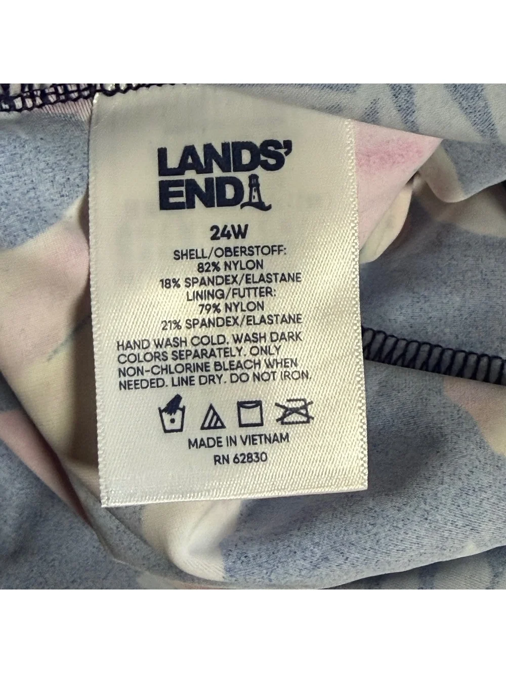 LANDS END plus size underwire floral twist front tankini swim top size 24W NWT